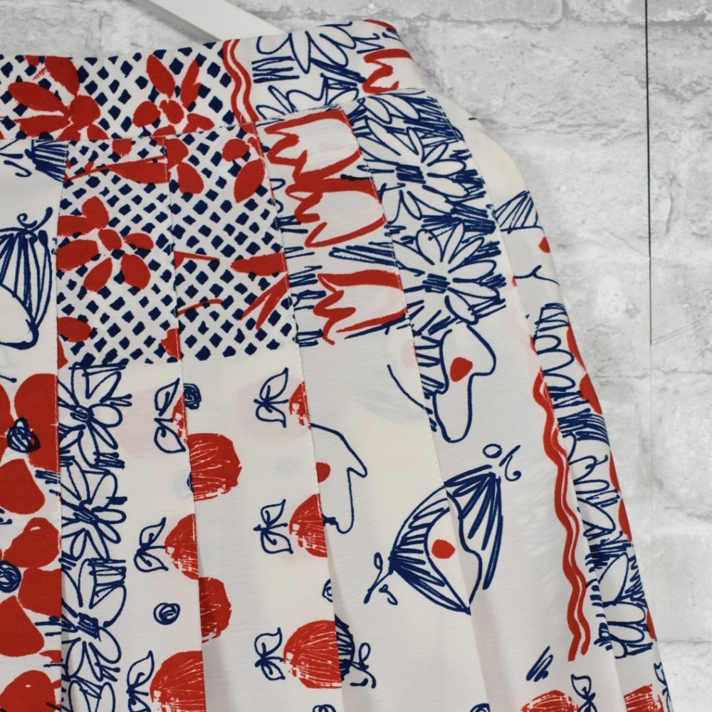 *sold* Vintage medium white floral mini skirt - Picture 5 of 8